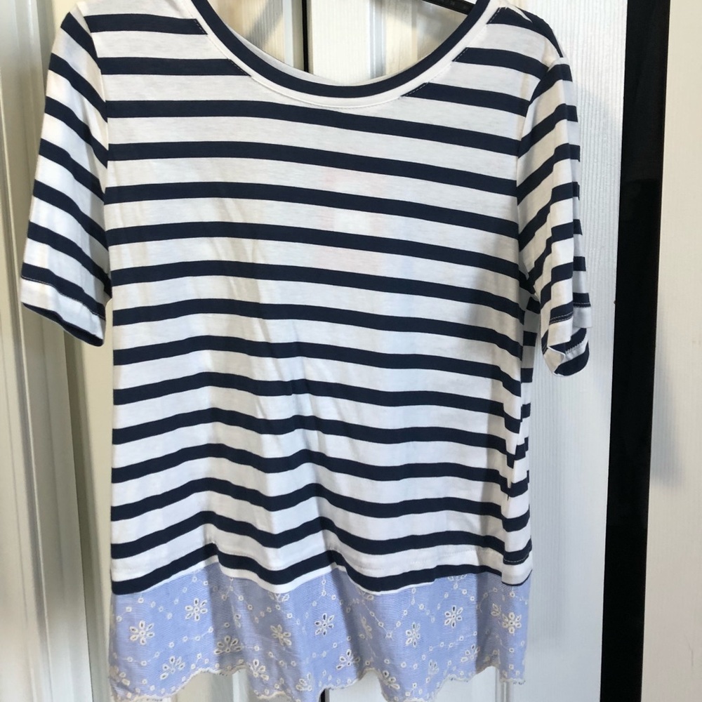 Stripped top